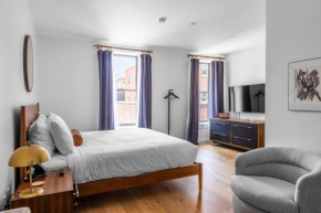 King Bed, Fiber Internet, Heart of Bangor, 50 Roku TV, Room # 208